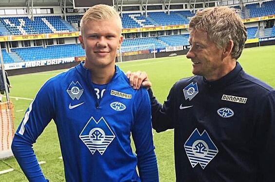 克雷莫内塞3-1博洛尼亚，瓦尔迪双响，帕耶罗破门（克雷莫内塞3比1力克博洛尼亚：瓦尔迪梅开二度，帕耶罗破门）