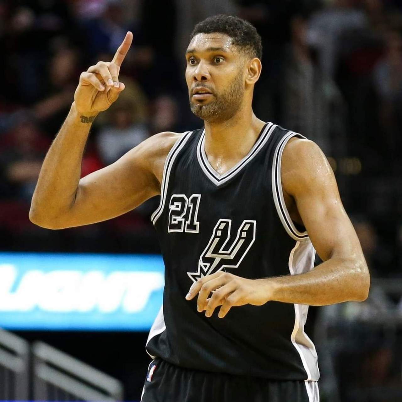 斯基拉：尤文将为弗拉泰西提出报价，计划租借+有条件买断（斯基拉：尤文将报价弗拉泰西，计划先租后视条件买断）