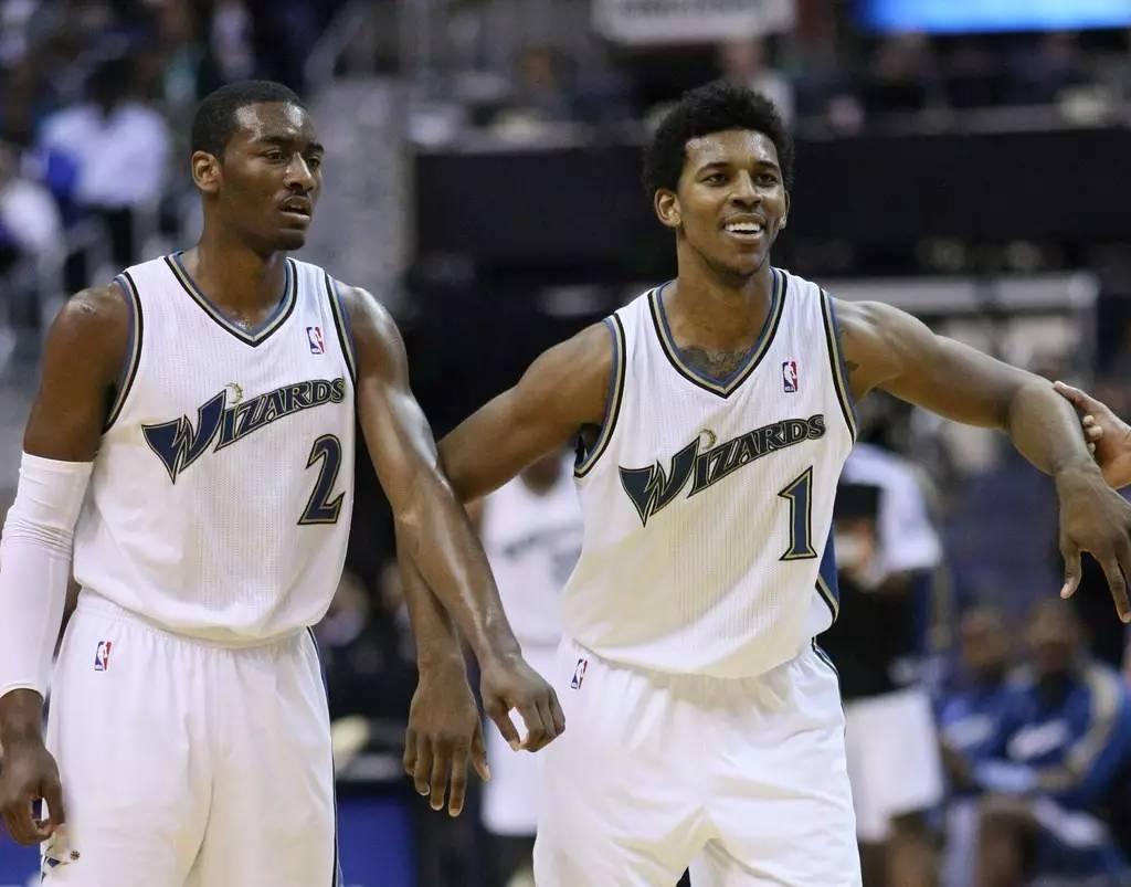 中超赛程更新：关注榜首之争,（中超赛程调整：榜首之争成焦点）