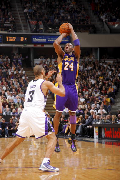 纳帅：施洛特贝克的脚肿了；萨内在欧冠和土超的数据有所提升（纳格尔斯曼：施洛特贝克脚部肿胀；萨内欧冠与土超数据上扬）