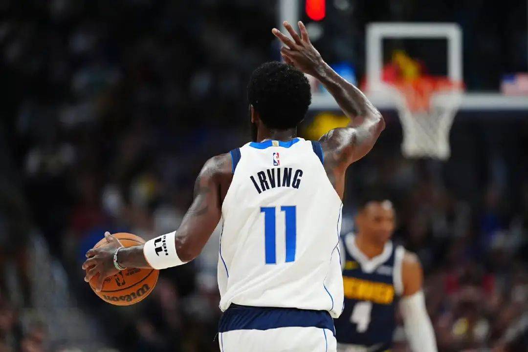 群星闪耀！长虹携手滑雪世界杯，书写“科技+体育”共赢新篇（星光汇聚！长虹联袂滑雪世界杯，开启科技+体育共融新篇）